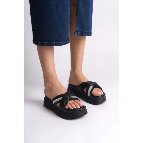 Lisinya948  Düz Topuklu Kurdele Desenli Taşlı Kalın ve Ortopedik Taban Kadın Terlik ST Siyah