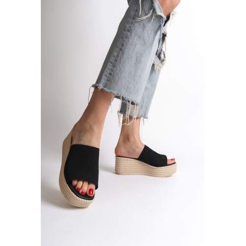 Lisinya948  Dolgu Topuklu Ortopedik Taban Hasır Görünümlü Triko Kadın Terlik KT Siyah Lisinya948  Dolgu Topuklu Ortopedik Taban Hasır Görünümlü Triko Kadın Terlik KT Siyah