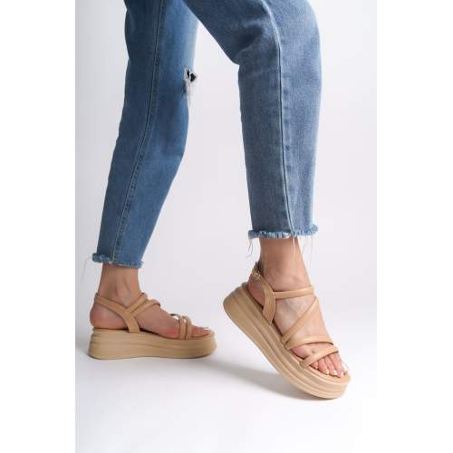 Lisinya948  İnce Tokalı Şerit Detaylı Ortopedik Taban Kadın Sandalet TT Ten Lisinya948  İnce Tokalı Şerit Detaylı Ortopedik Taban Kadın Sandalet TT Ten